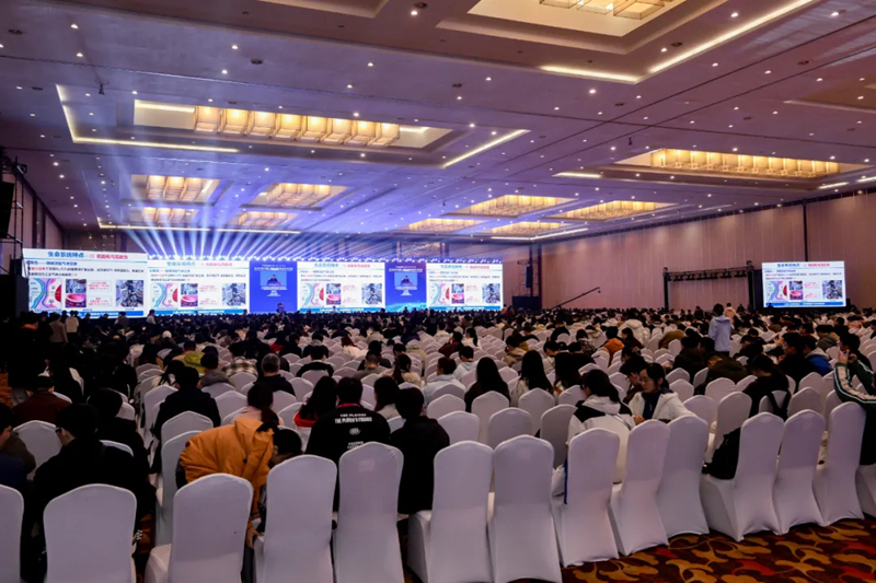 Focusing on Thermofluid Frontiers, Empowering a Green Future — MicroNewton Shines at the 2025 Annual Conference of the Chinese Society of Engineering Thermophysics