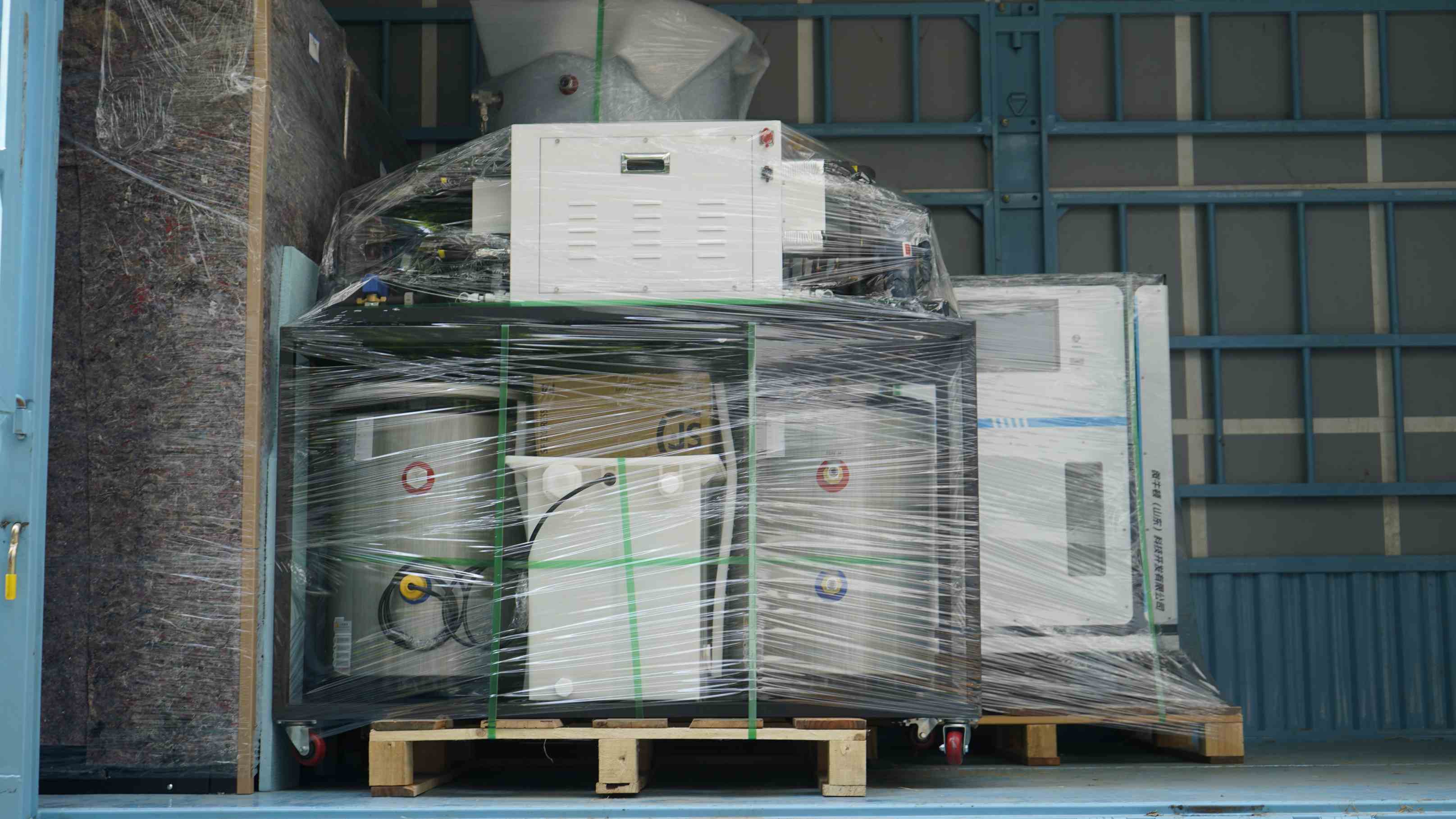 Multi-Source Energy Laboratory System Delivered for University Teaching and Research