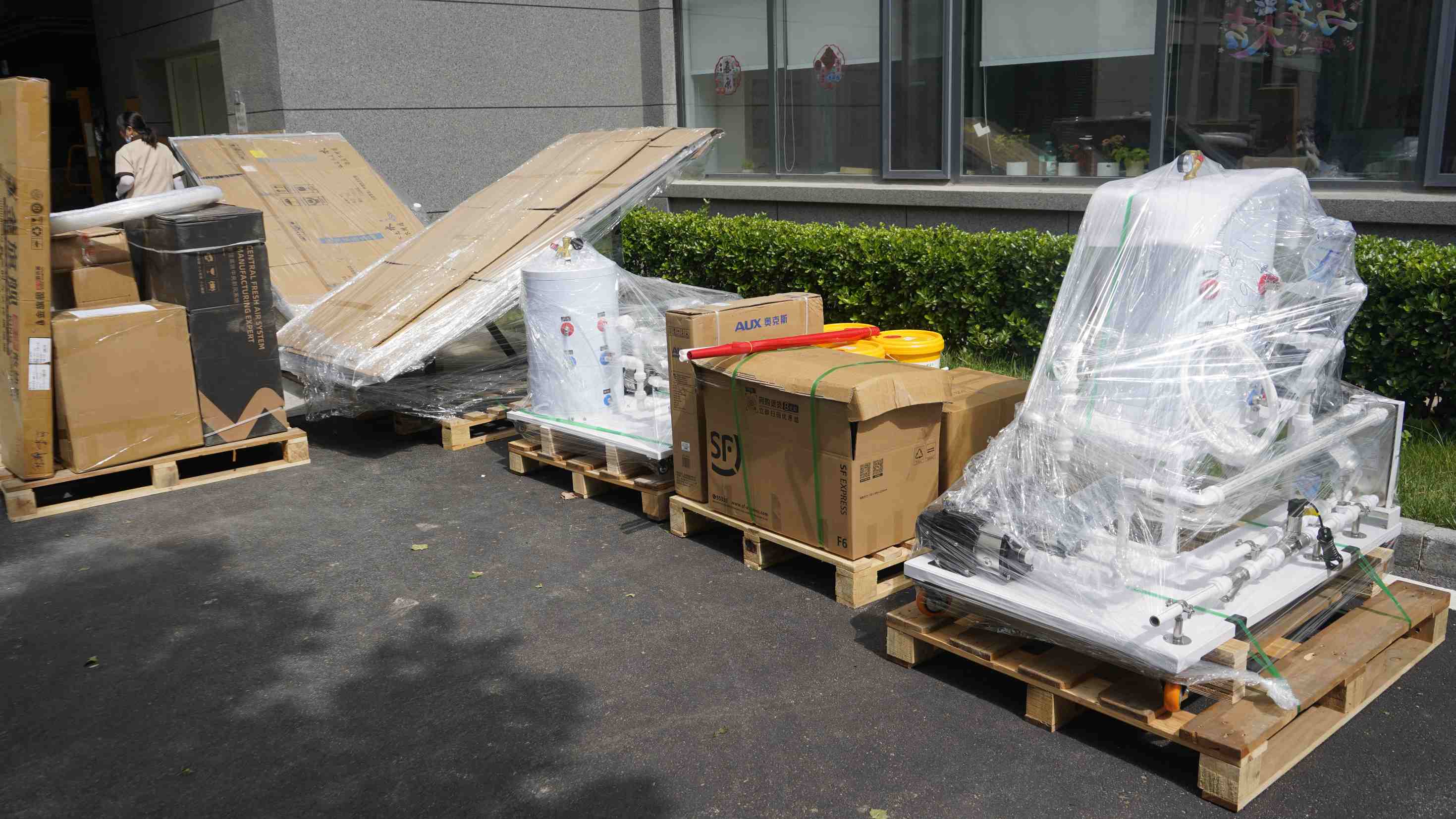 Multi-Source Energy Laboratory System Delivered for University Teaching and Research