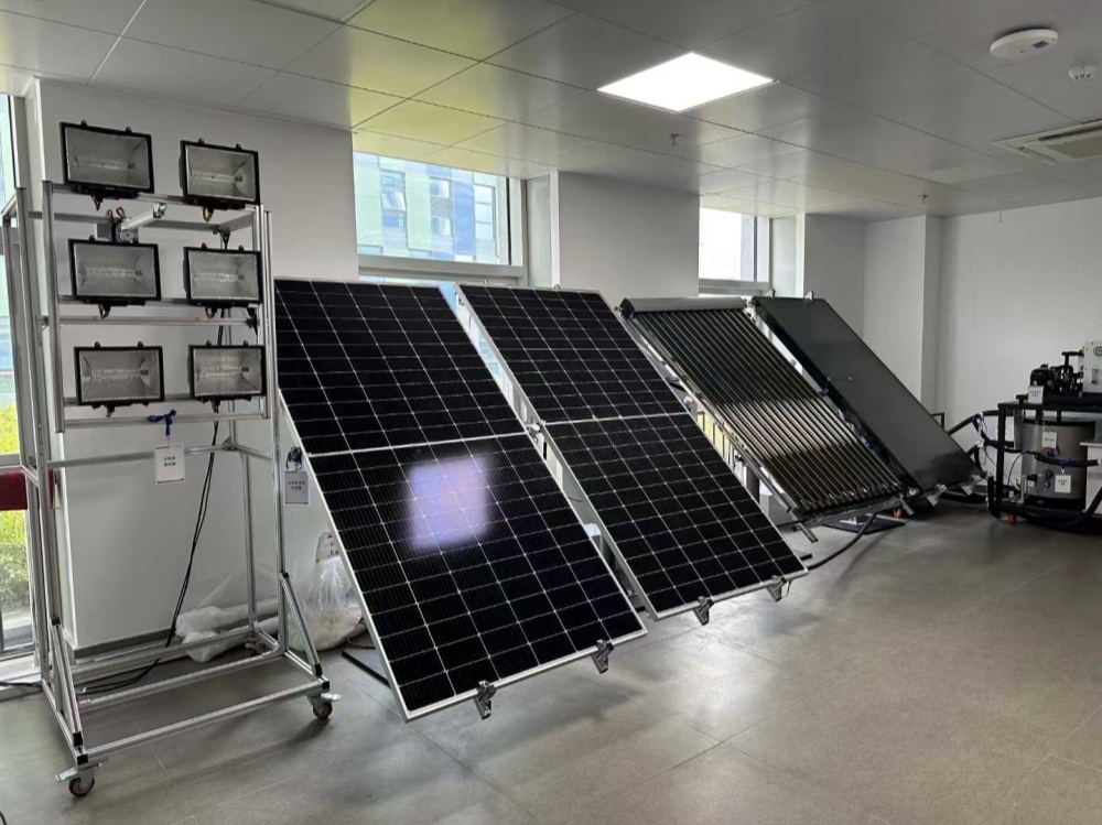 Practical Renewable Energy and Energy Storage Education at Southeast University