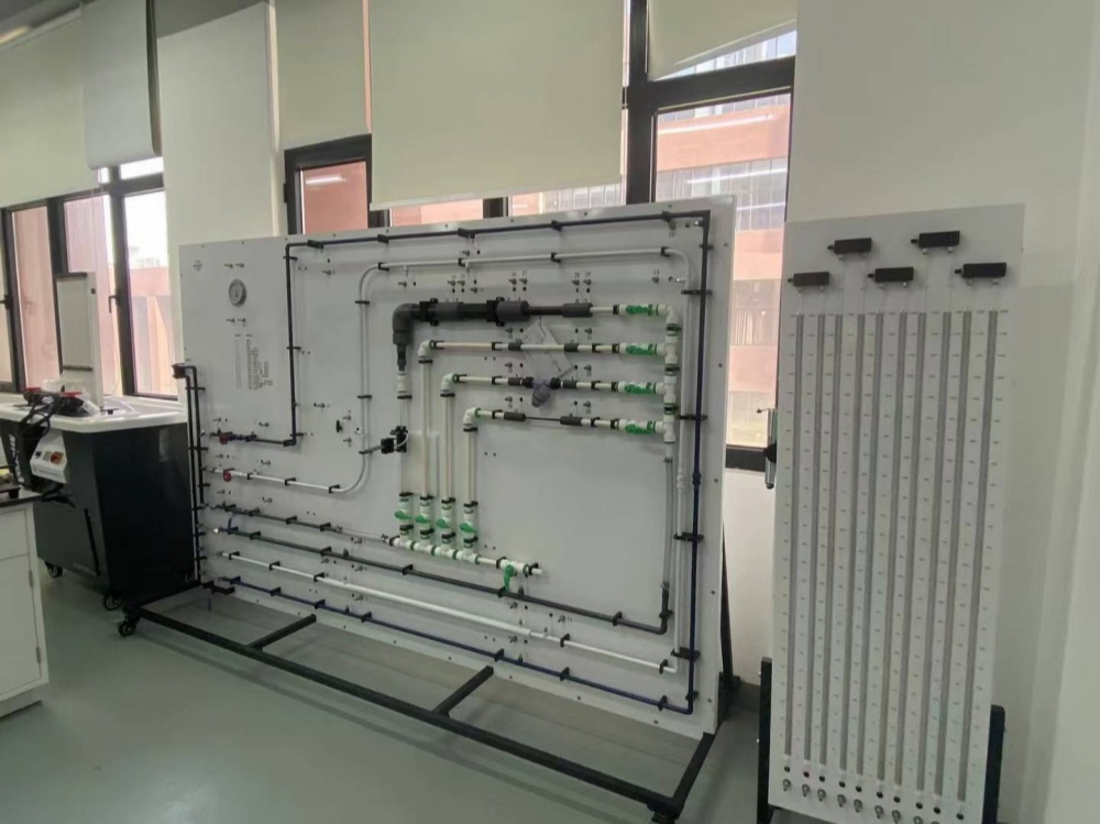 Flow Resistance and Bernoulli Apparatus at Shanghai Polytechnic