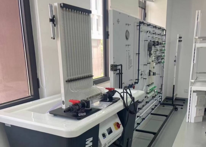Flow Resistance and Bernoulli Apparatus at Shanghai Polytechnic